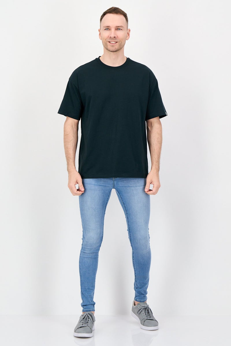 Fudo تي شيرت قصير الأكمام بتصميم فضفاض للرجال، لون غابة داكنة - Image 4